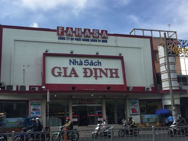 Nhiều đất công ở Sài Gòn được cho thuê với giá mỗi m2 bằng nửa tô bún