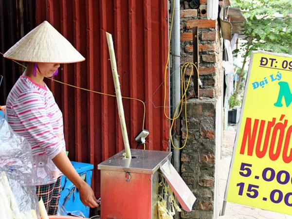 Những nghề bình dân 'hái' tiền triệu mỗi ngày nhờ nắng nóng