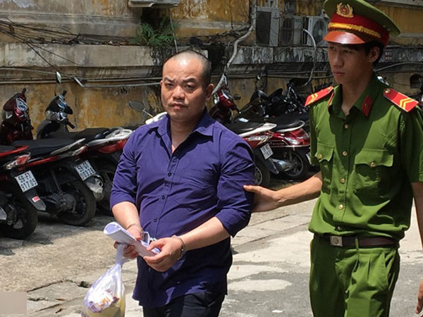 Trùm lừa đảo bị truy nã toàn cầu lĩnh 30 năm tù