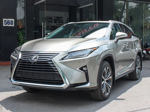 Lexus RX350L 7 chỗ đầu tiên về Việt Nam, giá gần 5 tỷ đồng