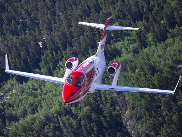Cận cảnh phi cơ cá nhân HondaJet Elite giá gấp 30 lần chiếc NSX