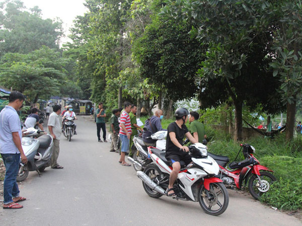 Cụ ông nhặt ve chai tử vong bất thường dưới gốc cây ở Sài Gòn