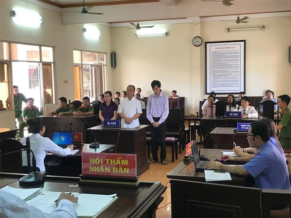 Lừa đảo ngân hàng tiền tỉ, một tổng giám đốc hầu tòa
