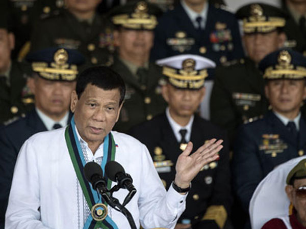 Thế lực ngăn Duterte nhượng bộ Trung Quốc trên Biển Đông