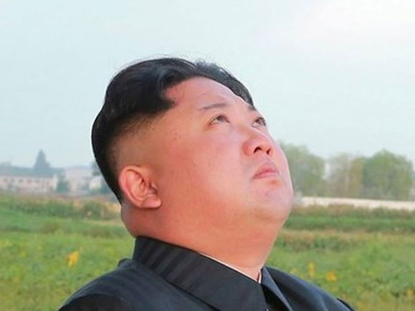 Thực hư việc ông Kim Jong-un khóc khi nghĩ về kinh tế Triều Tiên