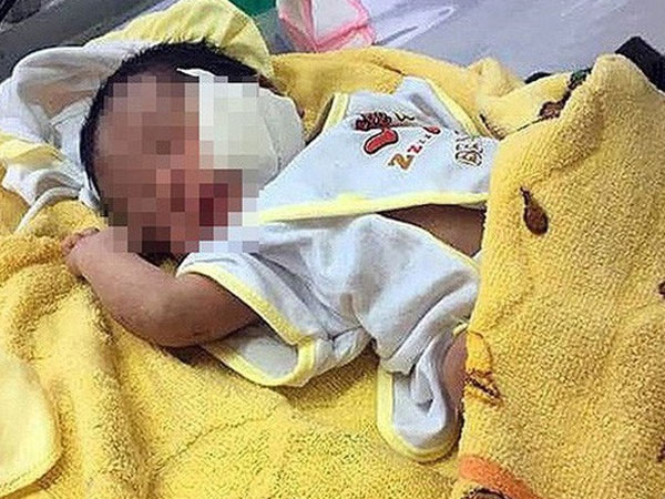 Vụ bé trai sơ sinh bị chôn sống: Bà ngoại tự tay cứu cháu mình mà không hay biết