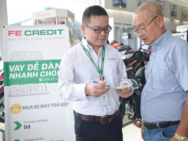 Khách hàng của FE Credit: 'Vay một lần và tởn tới già'