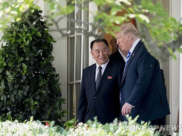 Ông Trump khẳng định sẽ gặp Kim Jong Un vào ngày 12/6
