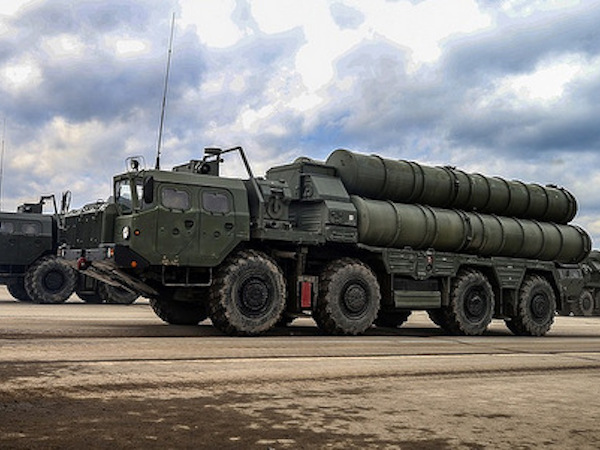 Arab Saudi dọa tấn công nếu Qatar mua tên lửa S-400 Nga
