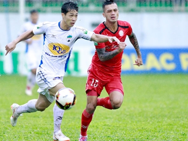 HAGL mất chiến thắng dù dẫn hai bàn