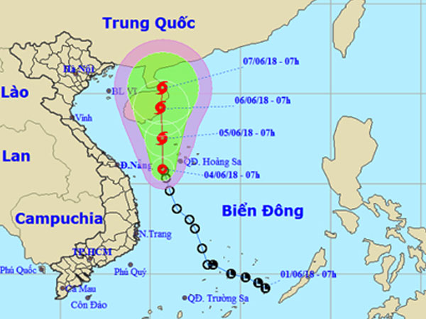 Ba tàu đánh cá gặp nguy hiểm do ở tâm áp thấp nhiệt đới