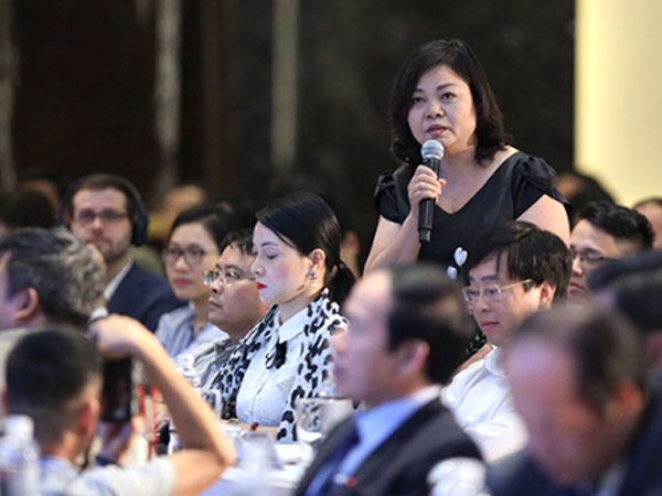 'Nông sản Việt như cô gái đẹp chỉ ngồi nhà chờ người khác hỏi mua'