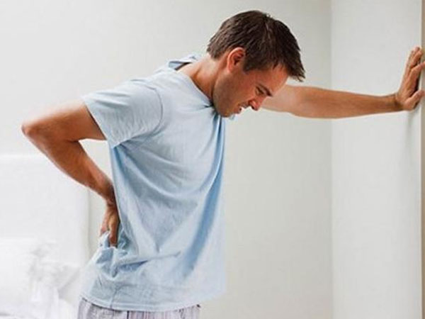 Són tiểu ở nam giới, phòng ngừa có khó?