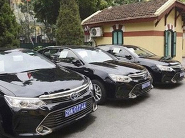 Sỹ quan cấp Thượng tướng được mua ôtô công giá tối đa 1,1 tỷ đồng