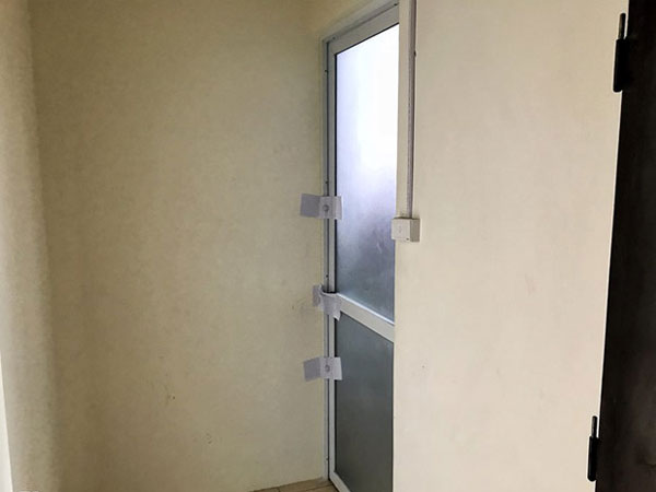 Tiếng hét phát ra từ phòng nữ sinh trường sân khấu điện ảnh bị giết