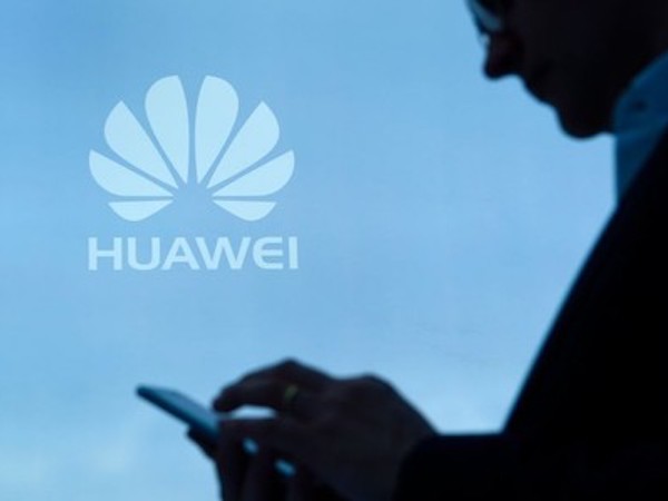 Huawei nói chưa thu thập dữ liệu người dùng Facebook