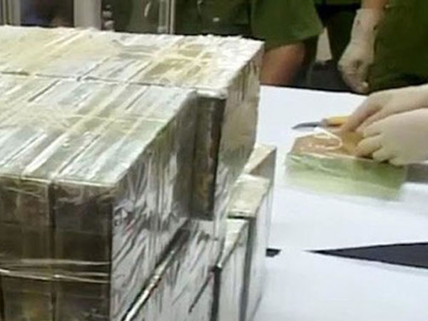 Lực lượng Công an thu giữ gần 900 kg heroin