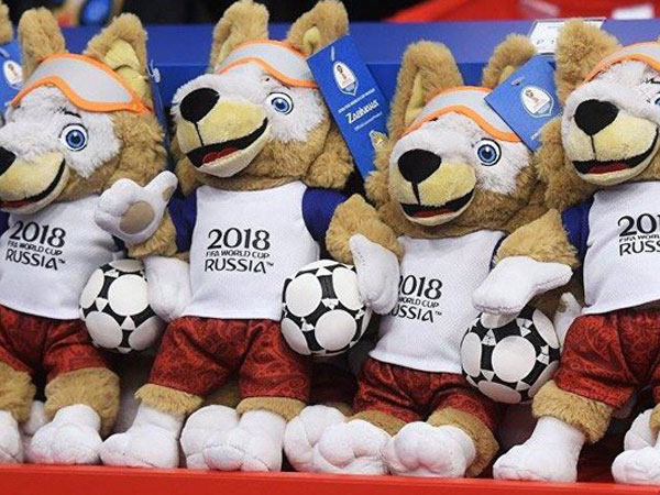 Muôn kiểu kinh doanh hốt bạc 'ăn theo' linh vật World Cup 2018
