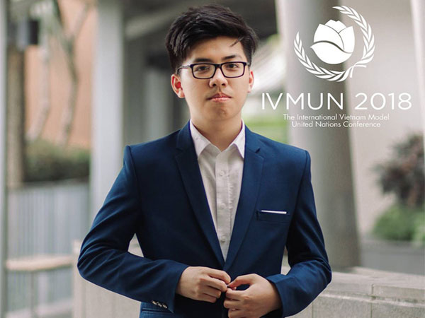 Nam sinh trường Ams giành học bổng 6,6 tỷ du học Mỹ: Thầy giáo từng bảo thà nói chuyện với người chết còn hơn nghe mình nói