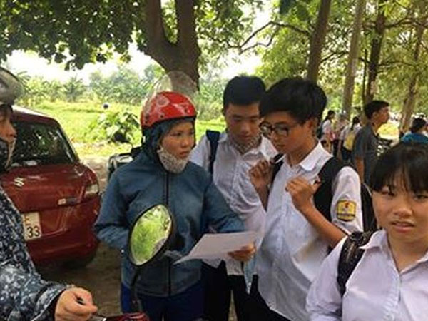 Video: Thí sinh thích thú với đề môn Ngữ văn kỳ thi vào lớp 10
