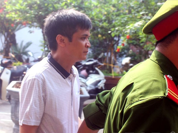 Xét xử thầy giáo dâm ô hàng loạt học sinh: Phụ huynh sốc trước lời khai của thầy giáo