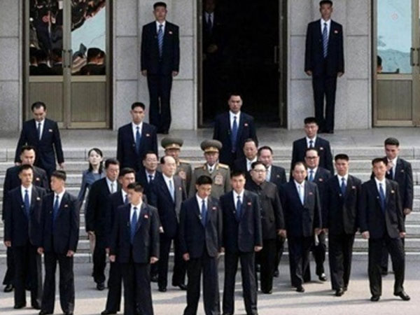 Đội cận vệ ưu tú có thể tháp tùng Kim Jong-un đến Singapore