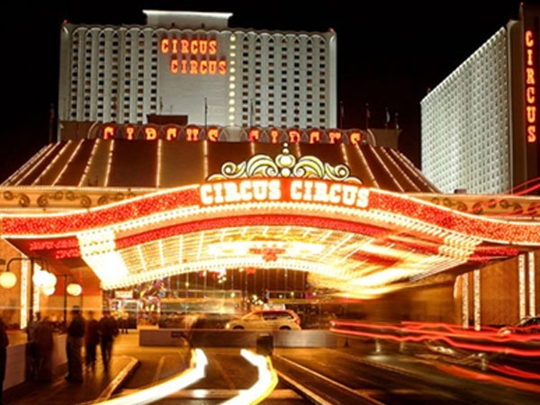 Lãnh sự quán Việt Nam hỗ trợ thân nhân người Việt bị giết ở Las Vegas