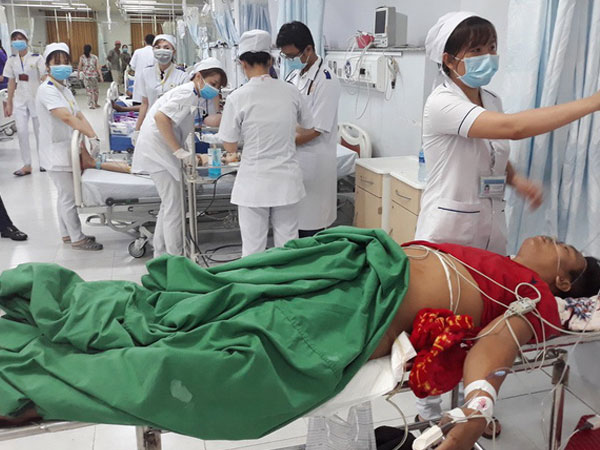 Thu nhập thấp, hàng loạt bác sĩ bệnh viện công ĐBSCL nghỉ việc