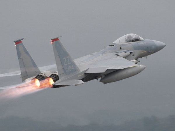 Chiến đấu cơ F-15 Mỹ rơi ngoài khơi Nhật Bản