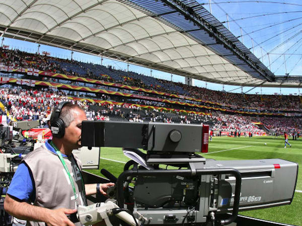 Có bản quyền World Cup, VTV vẫn 'ngồi trên đống lửa'
