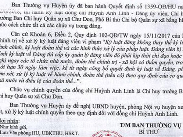 Chỉ huy trưởng quân sự xã dùng bằng cấp 3 giả để thăng tiến