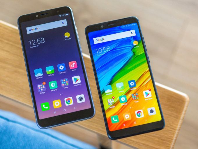 5 smartphone tầm trung giá mềm vừa về Việt Nam