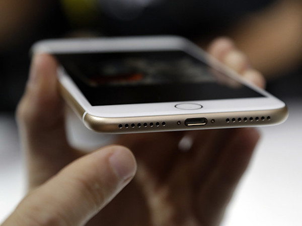 iPhone 2019 có thể thay cổng Lightning bằng USB-C