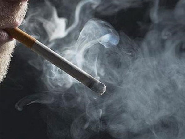 Phát hiện cháu gái bị ông già 86 tuổi xâm hại từ… mùi thuốc lá