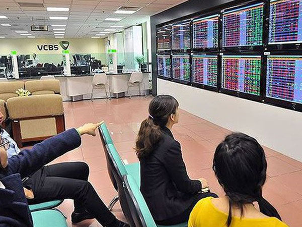 Hơn 25.000 tài khoản ngoại 'đổ' 36,2 tỷ USD vào chứng khoán Việt