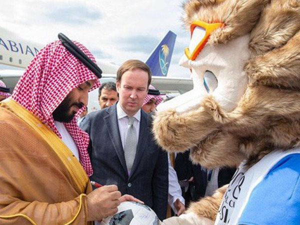 Dập tắt tin đồn đã chết, Thái tử Ả Rập Saudi tới Nga