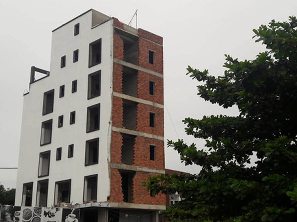 Đi phụ hồ ngày nghỉ hè, nam sinh lớp 11 ngã từ tầng 6 tử vong