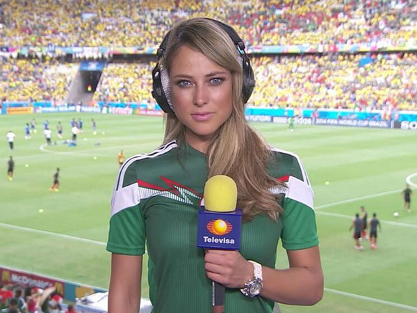 Nữ phóng viên quyến rũ nhất World Cup 2014 thay đổi thế nào sau 4 năm?