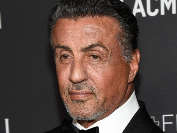 Tài tử cơ bắp Sylvester Stallone bị điều tra tội quấy rối tình dục