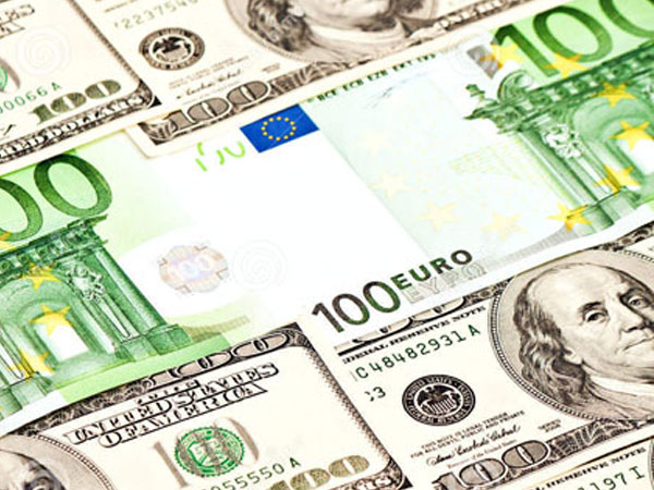 Tỷ giá ngoại tệ ngày 15/6: USD tăng dựng đứng, Euro lao dốc