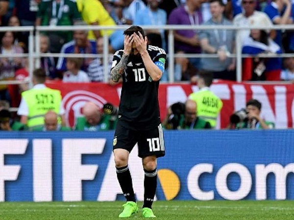 Thống kê nói lên sự thảm hại của Messi so với Ronaldo