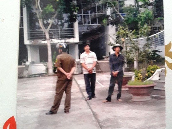Vụ còng tay 3 người dân: Trưởng công an nói đúng, chủ tịch xã nói chưa đúng