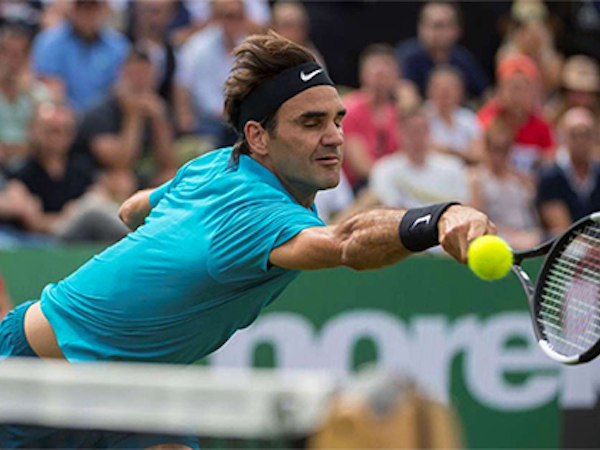 Federer soán ngôi số một thế giới từ Nadal