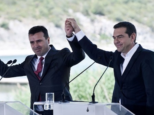 Hy Lạp và Macedonia ký thỏa thuận lịch sử đổi tên nước