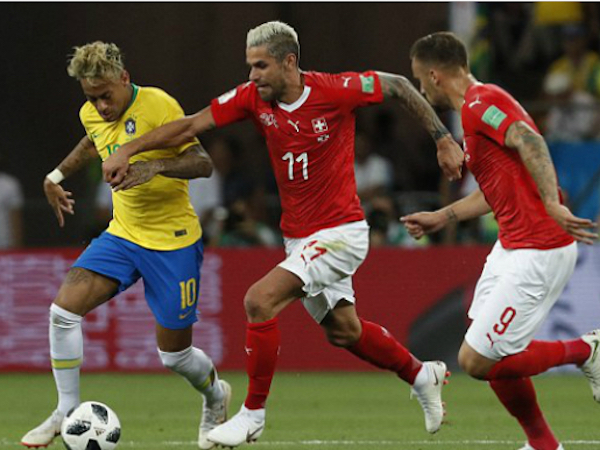 Brazil bị cầm hòa ở trận ra quân World Cup