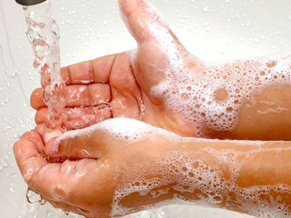 Các lỗi sai nghiêm trọng khi rửa tay khiến vi khuẩn vẫn ‘nhởn nhơ’ sinh sôi