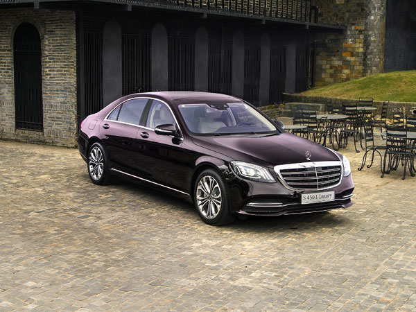 Soi chi tiết 'Ngôi vương' và 'Dinh thự bay' mới của Mercedes