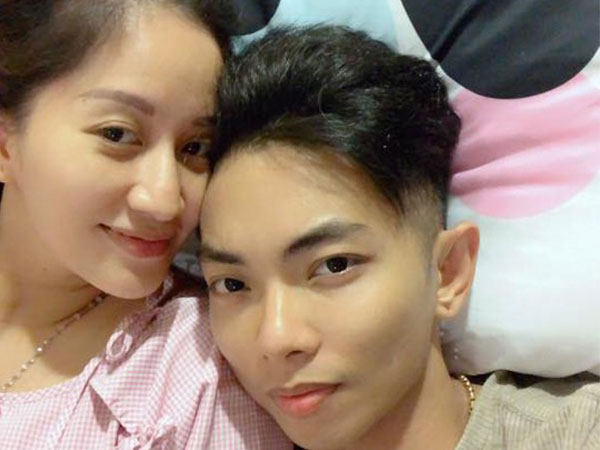 Khánh Thi nói lời ngọt ngào với ông xã Phan Hiển sau 5 ngày sinh con thứ 2