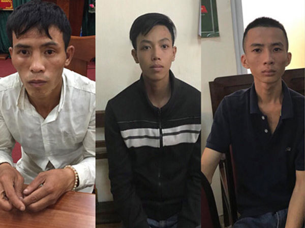 Khởi tố 4 thanh niên đập xe cảnh sát, ôtô buýt ở Sài Gòn