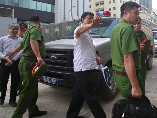Video: Ông Đinh La Thăng hầu toà trong phiên phúc thẩm